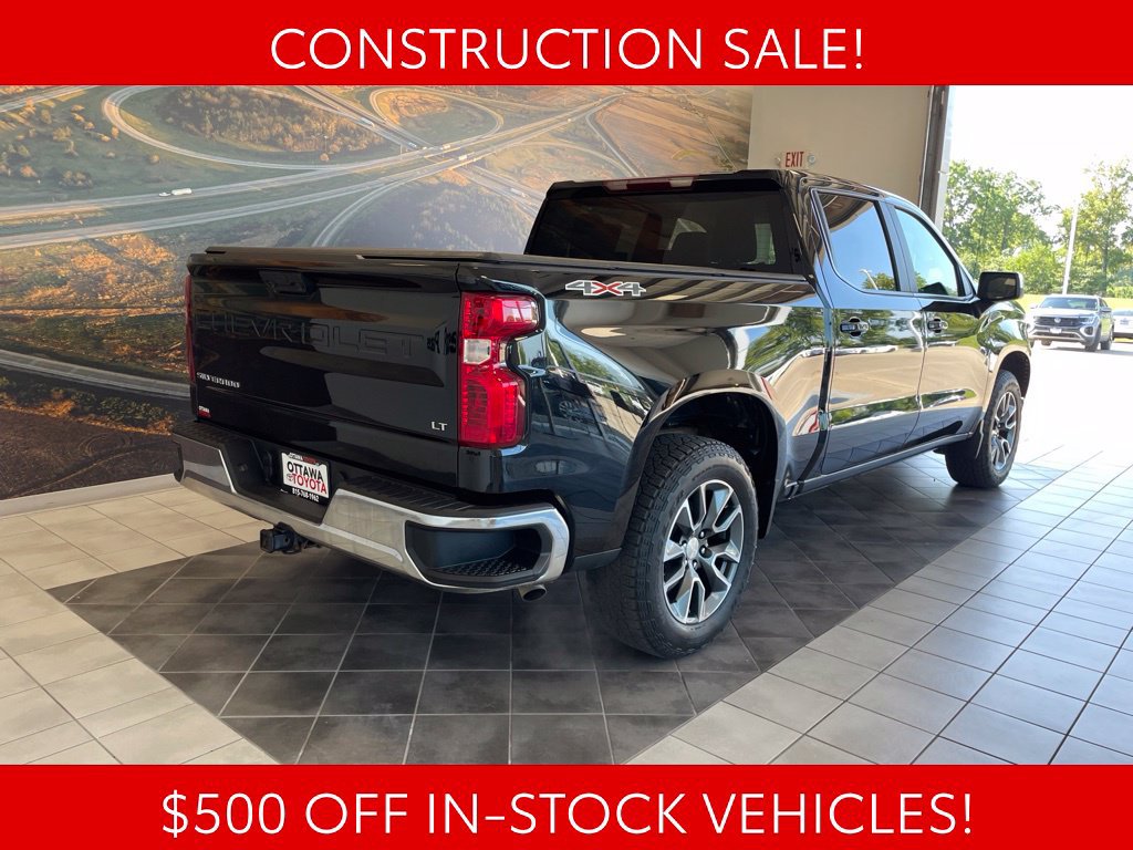 Used 2024 Chevrolet Silverado 1500 LT AWD/4WD image 5