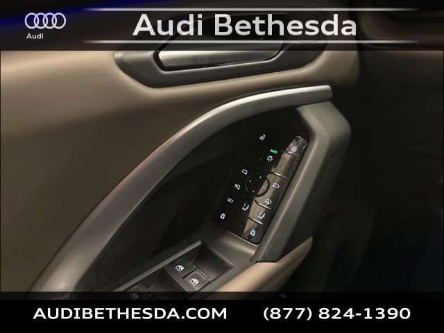 Certified 2025 Audi Q5 Premium w/ Convenience Package AWD/4WD image 15
