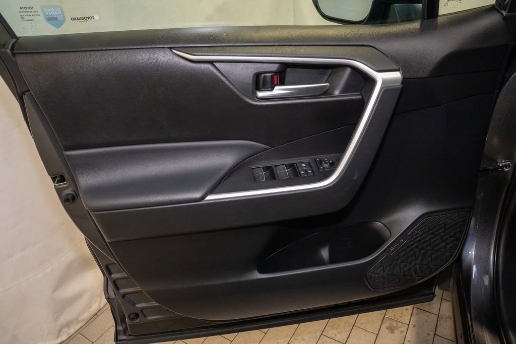 Certified 2023 Toyota RAV4 XLE Premium image 13