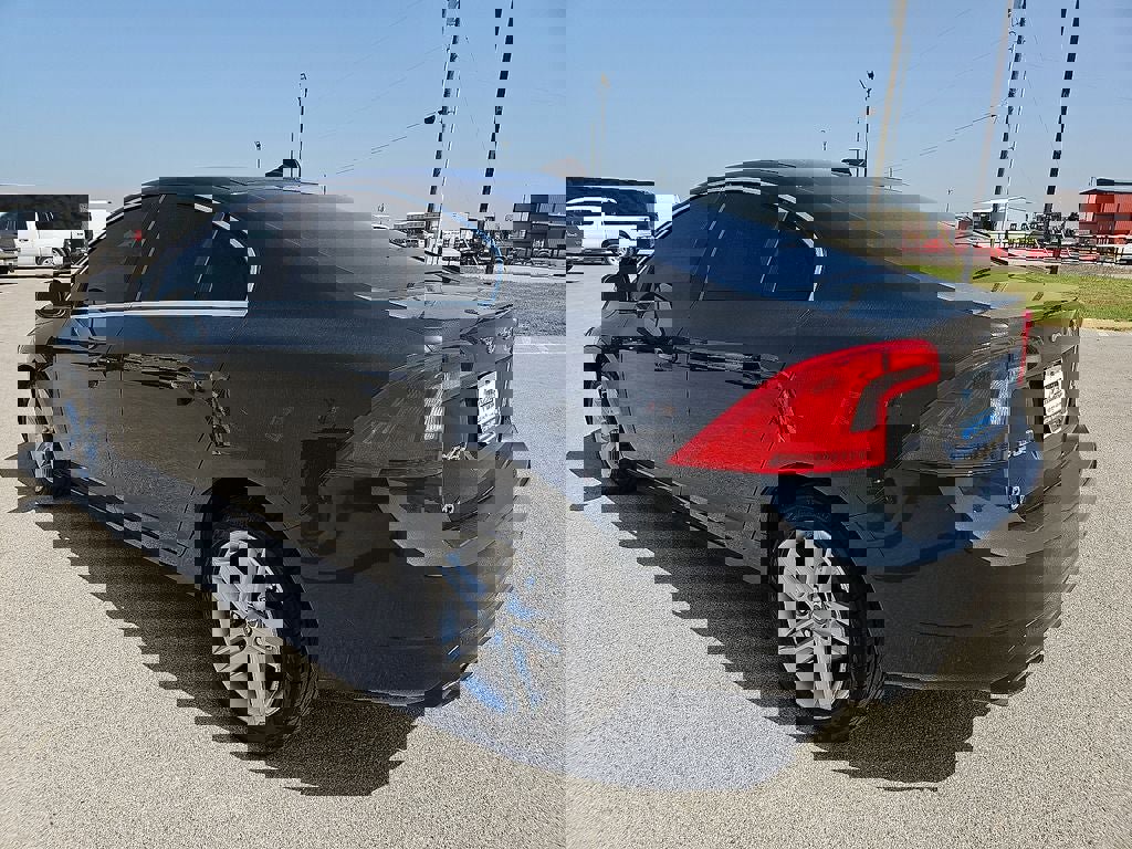 Used 2015 Volvo S60 T5 Premier FWD image 4