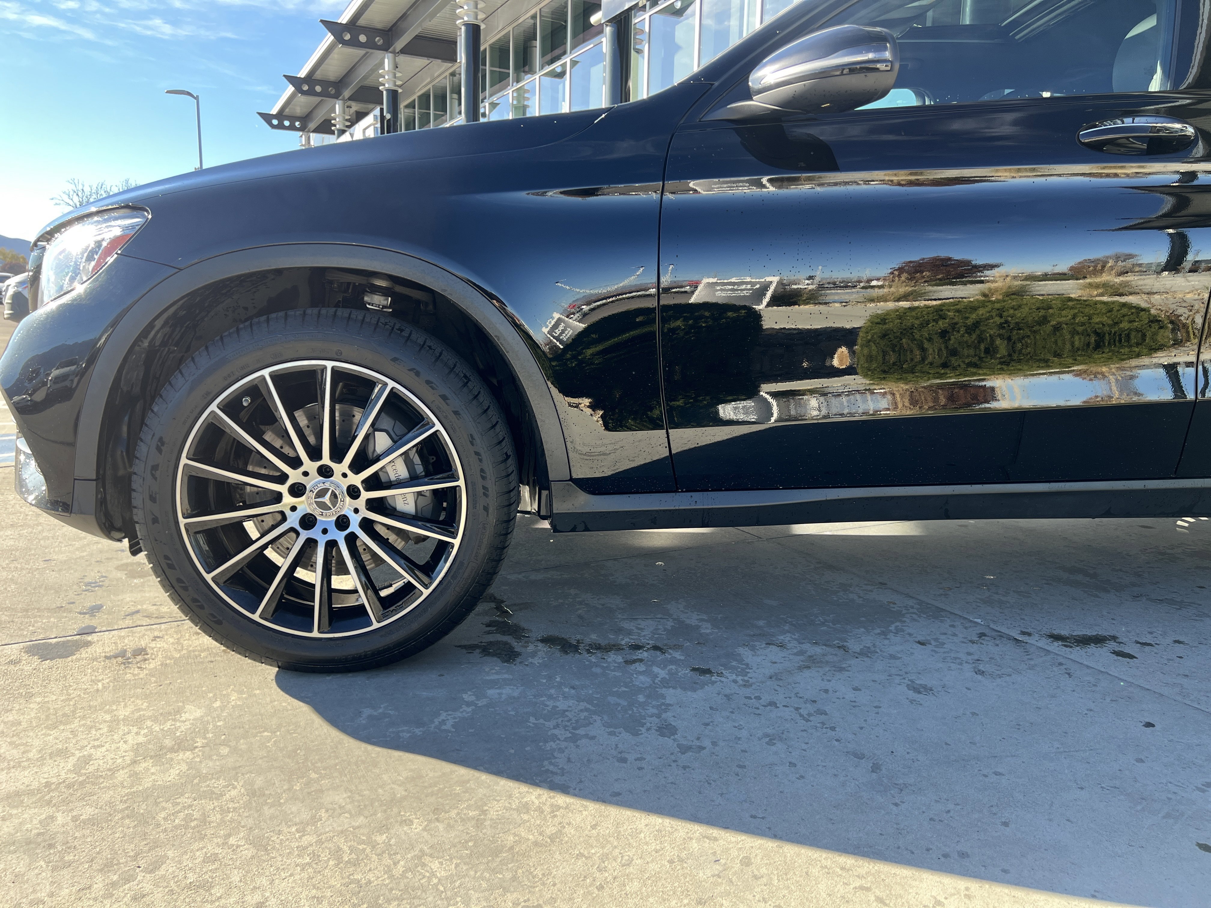 Used 2019 Mercedes-Benz GLC 300 4MATIC Coupe image 9