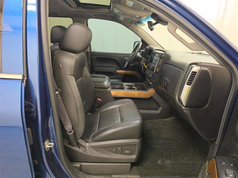 Used 2015 Chevrolet Silverado 1500 LTZ w/ LTZ Plus Package AWD/4WD image 9