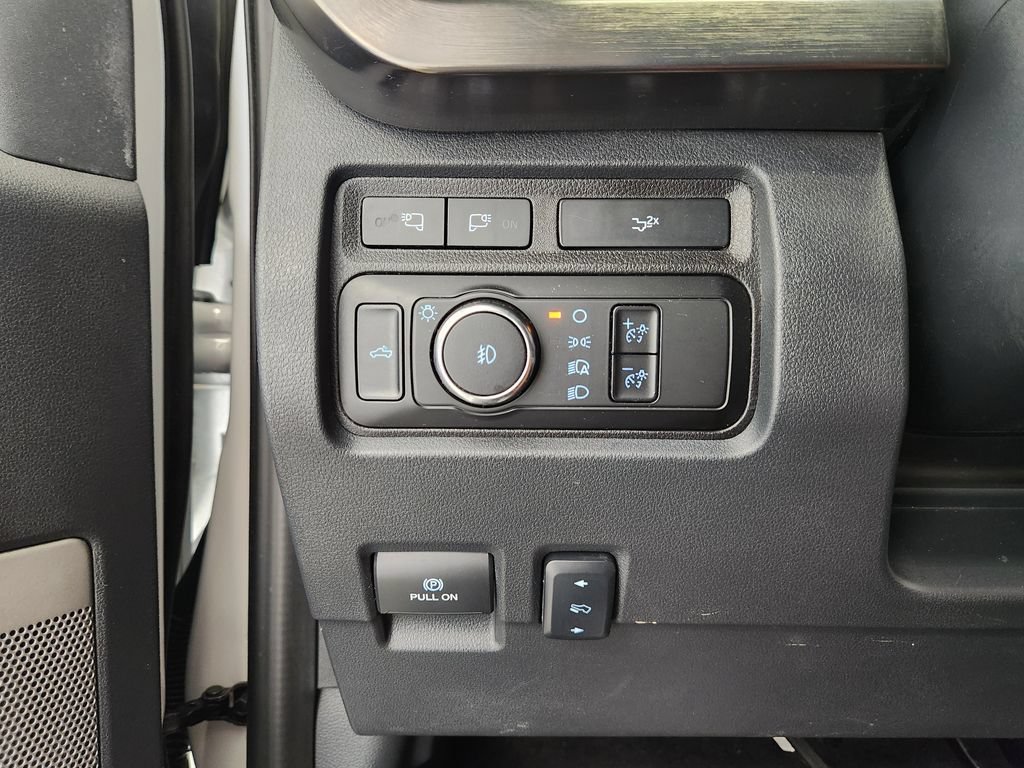 Used 2024 Ford F250 Lariat AWD/4WD image 21