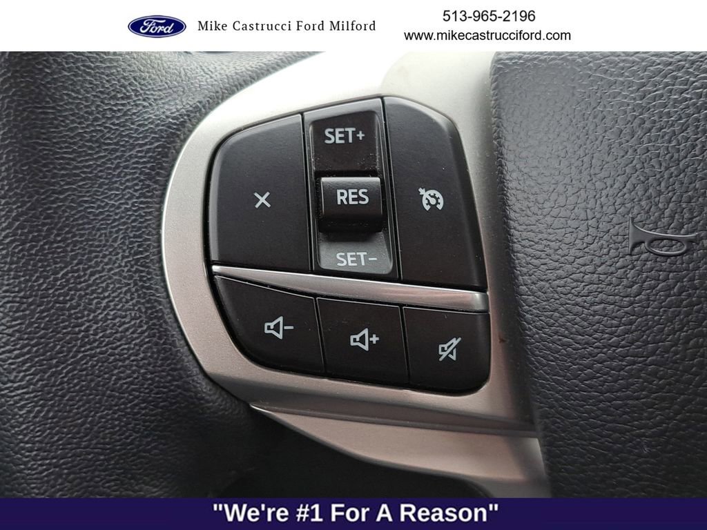 Certified 2022 Ford Explorer XLT w/ Equipment Group 202A image 18