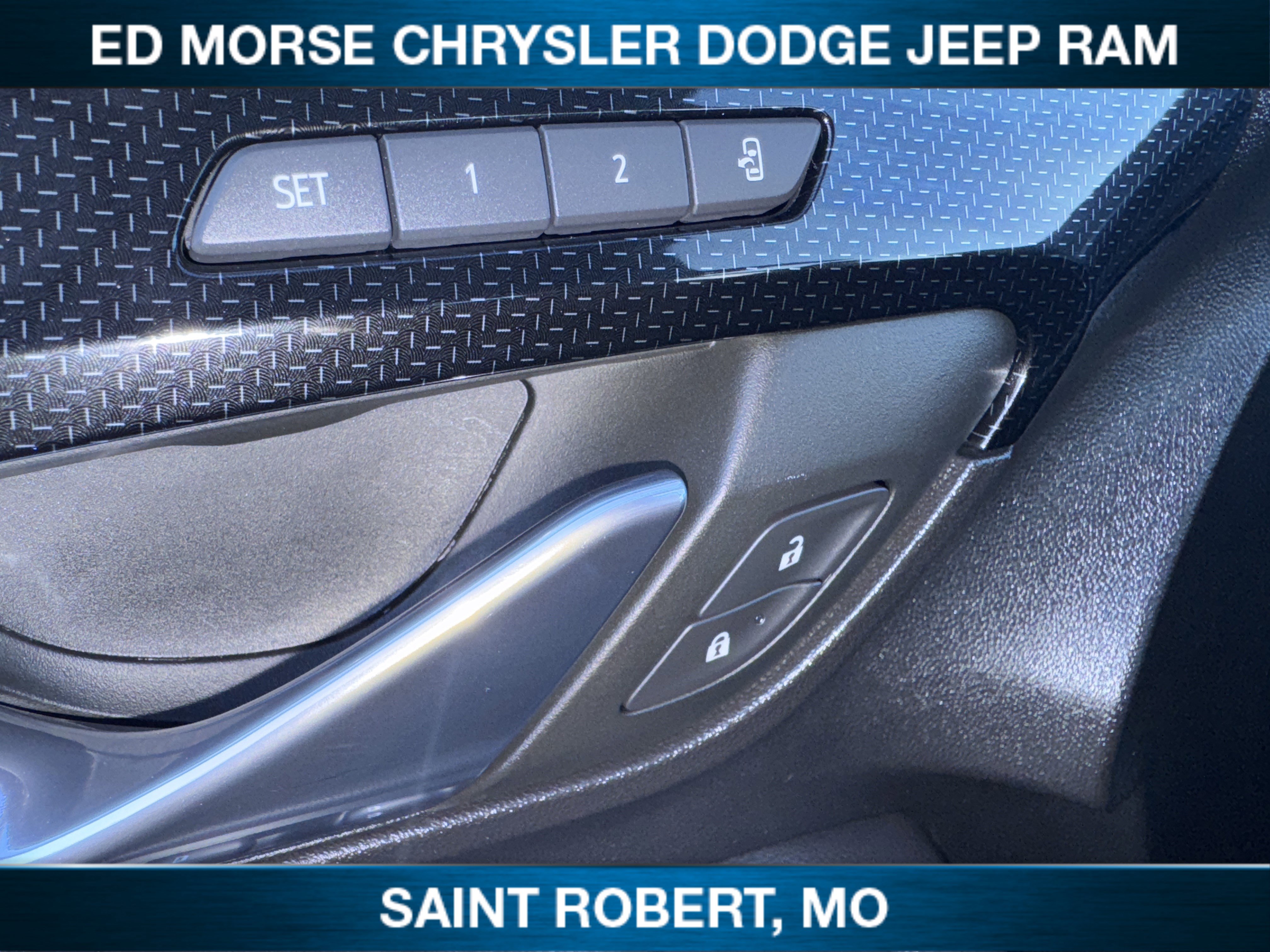 Used 2024 GMC Terrain AT4 image 21