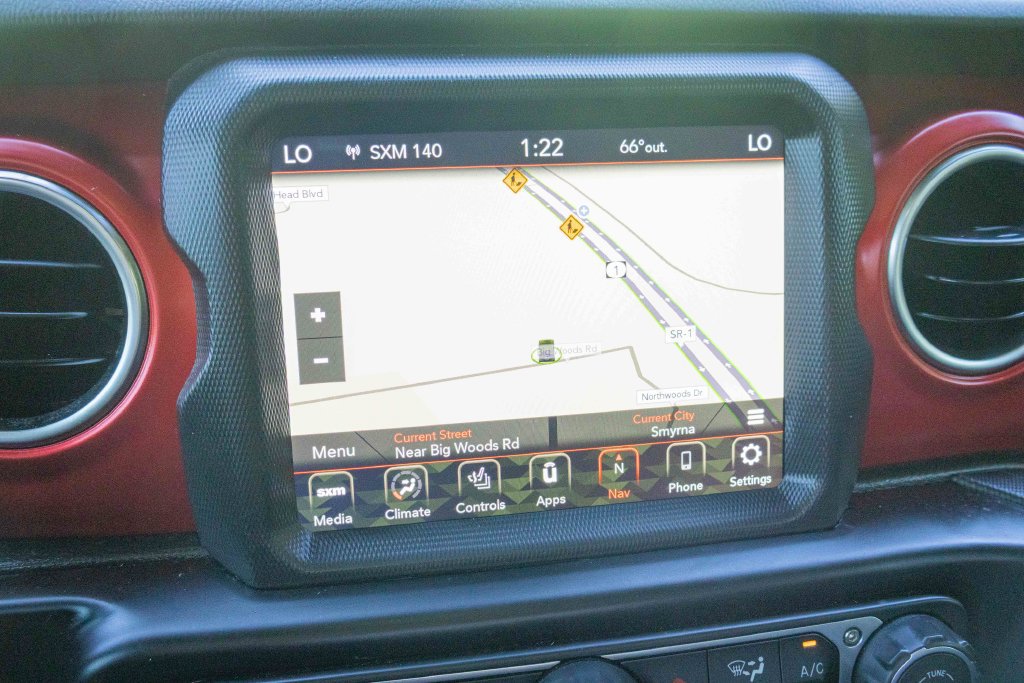 Used 2022 Jeep Gladiator Rubicon w/ LED Lighting Group AWD/4WD image 18