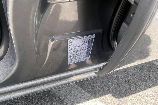 Used 2025 Nissan Frontier SV RWD image 32