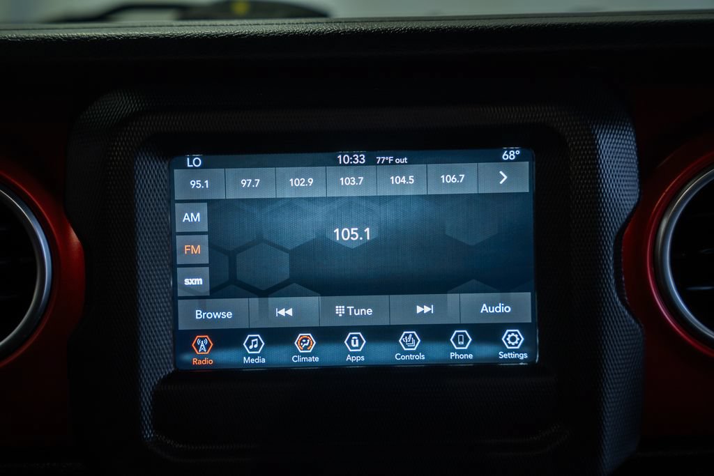 Used 2021 Jeep Gladiator Rubicon w/ LED Lighting Group AWD/4WD image 21