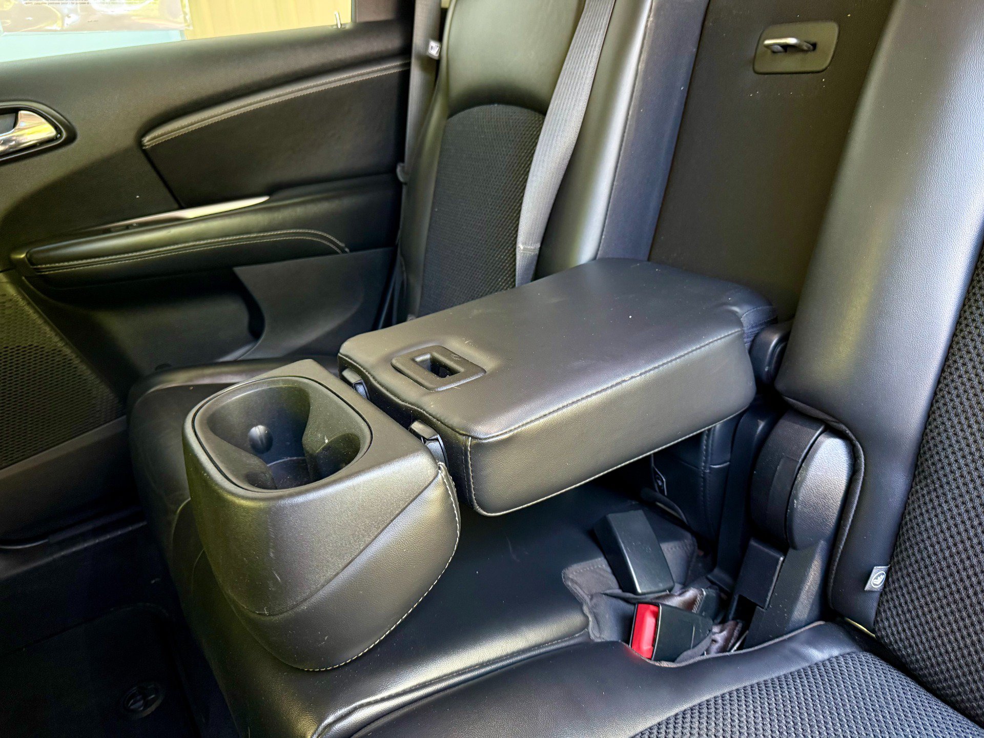 Used 2016 Dodge Journey Crossroad w/ Popular Equipment Group FWD image 26