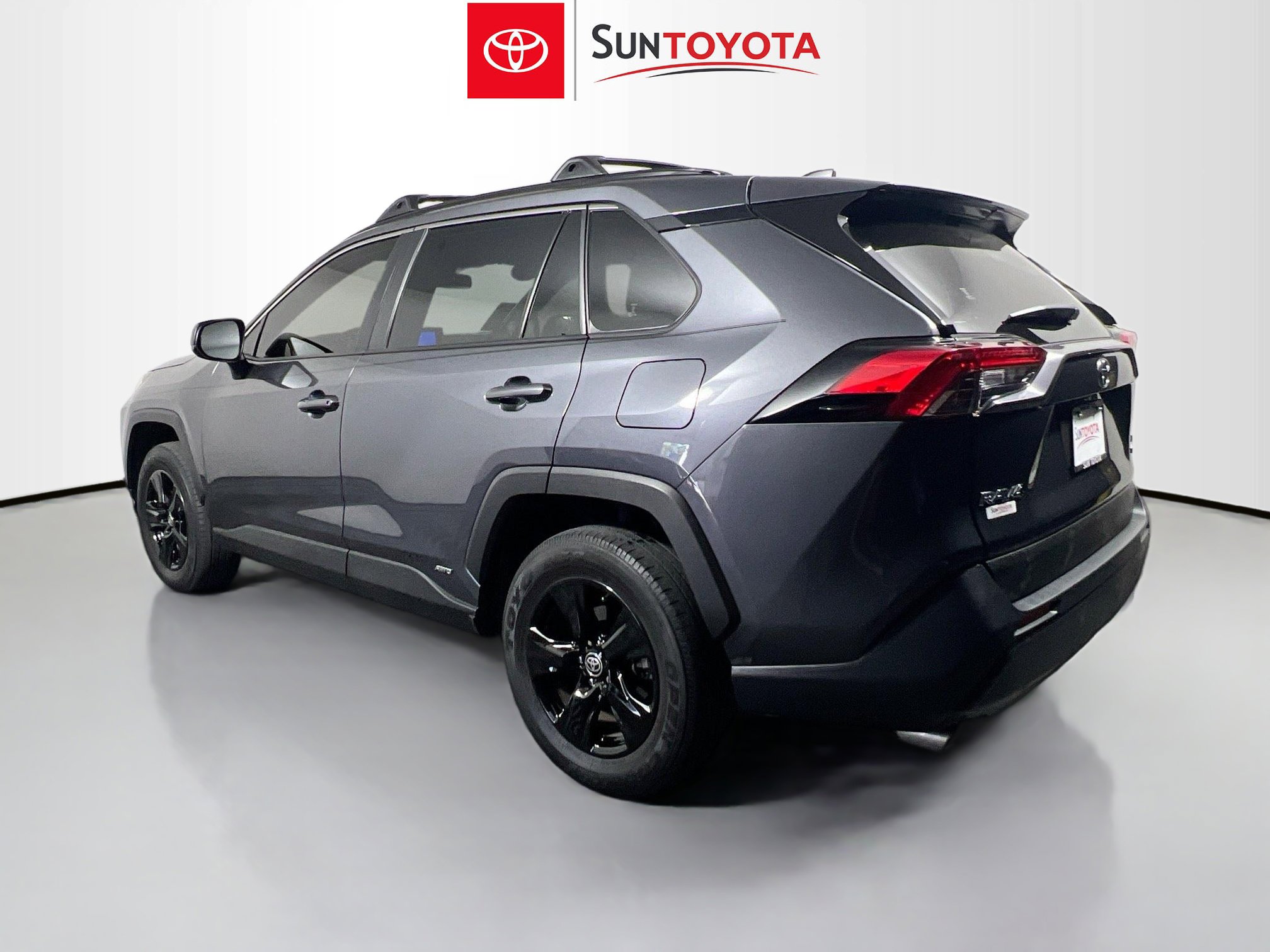 Used 2024 Toyota RAV4 LE image 6