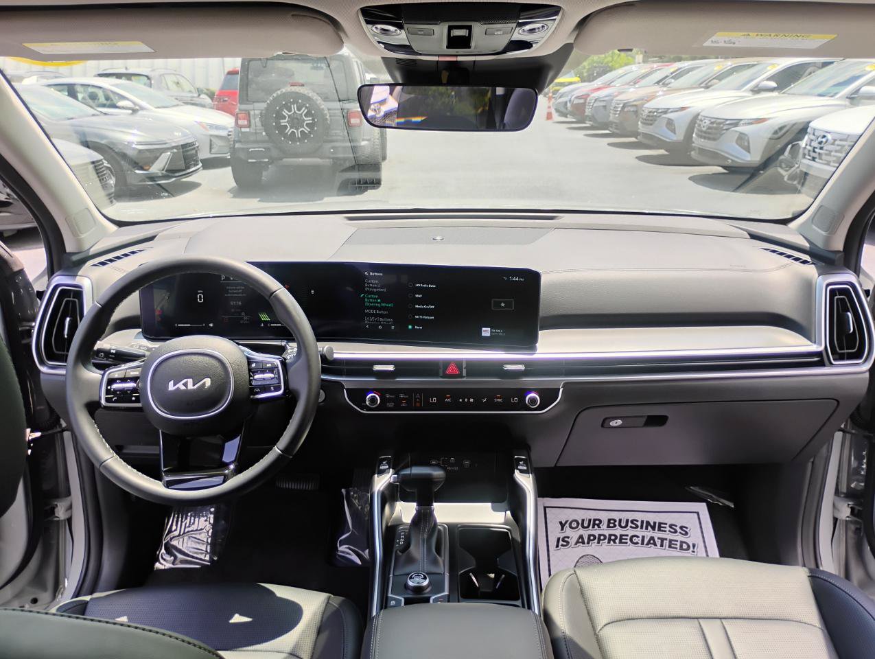 Used 2024 Kia Sorento S w/ Panoramic Sunroof Package FWD image 56