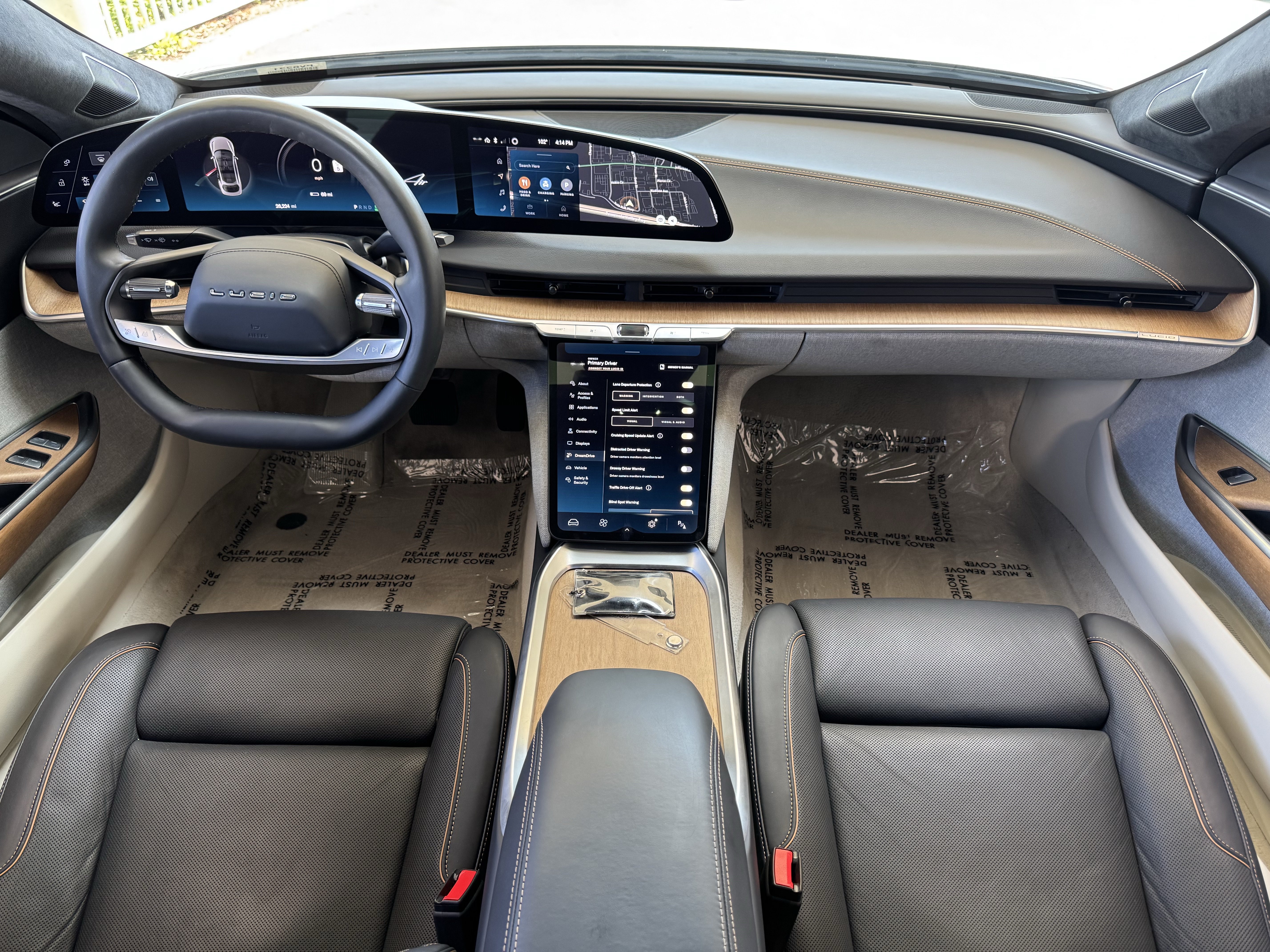 Used 2024 Lucid Air Touring AWD/4WD image 32