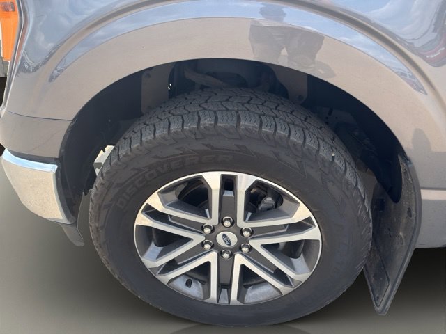 Certified 2021 Ford F150 Lariat w/ FX4 Off-Road Package AWD/4WD image 18