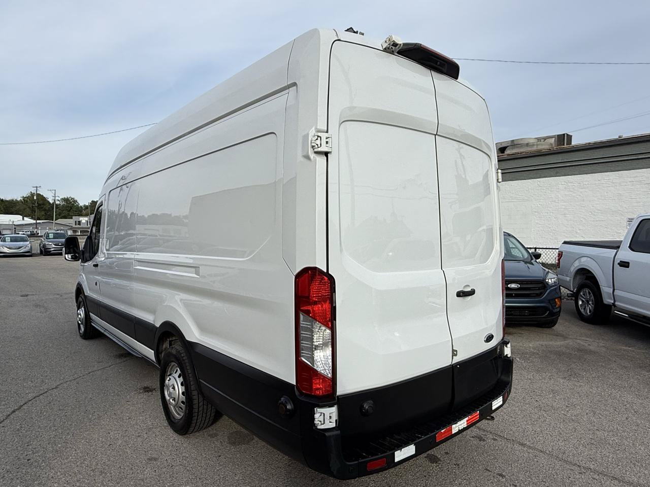 Used 2020 Ford Transit 350 148 High Roof Extended AWD image 7
