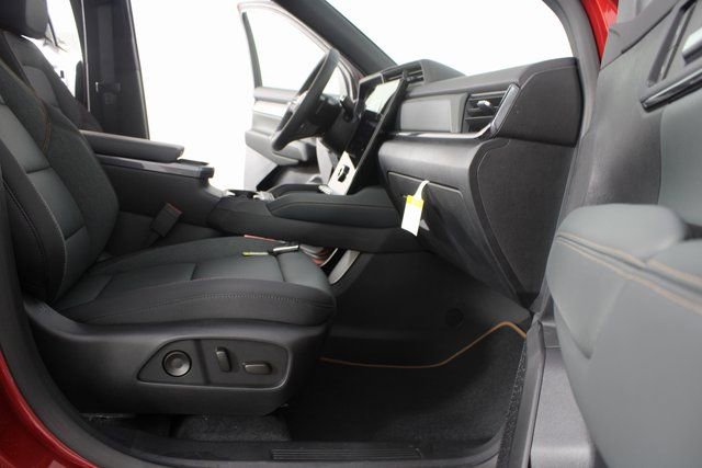 New 2026 GMC Terrain AT4 w/ Convenience Package III image 25