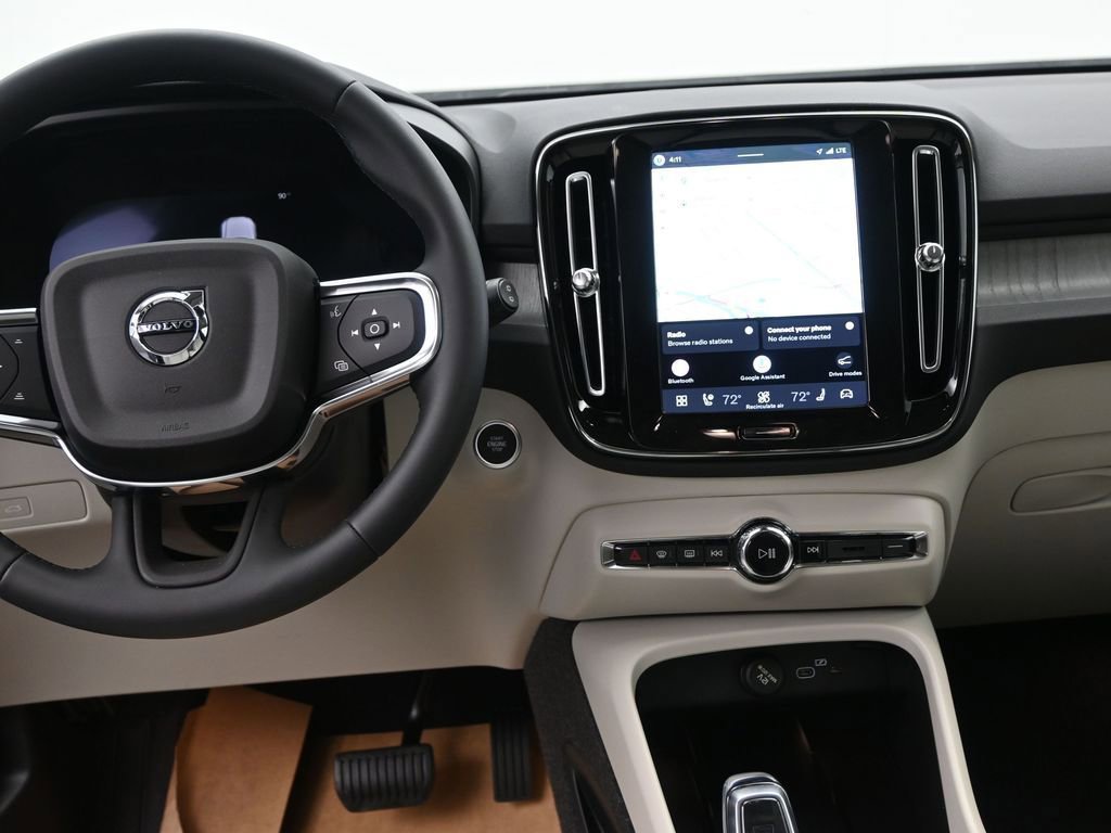 New 2026 Volvo XC40 B5 Plus w/ Protection Package Premier AWD/4WD image 12