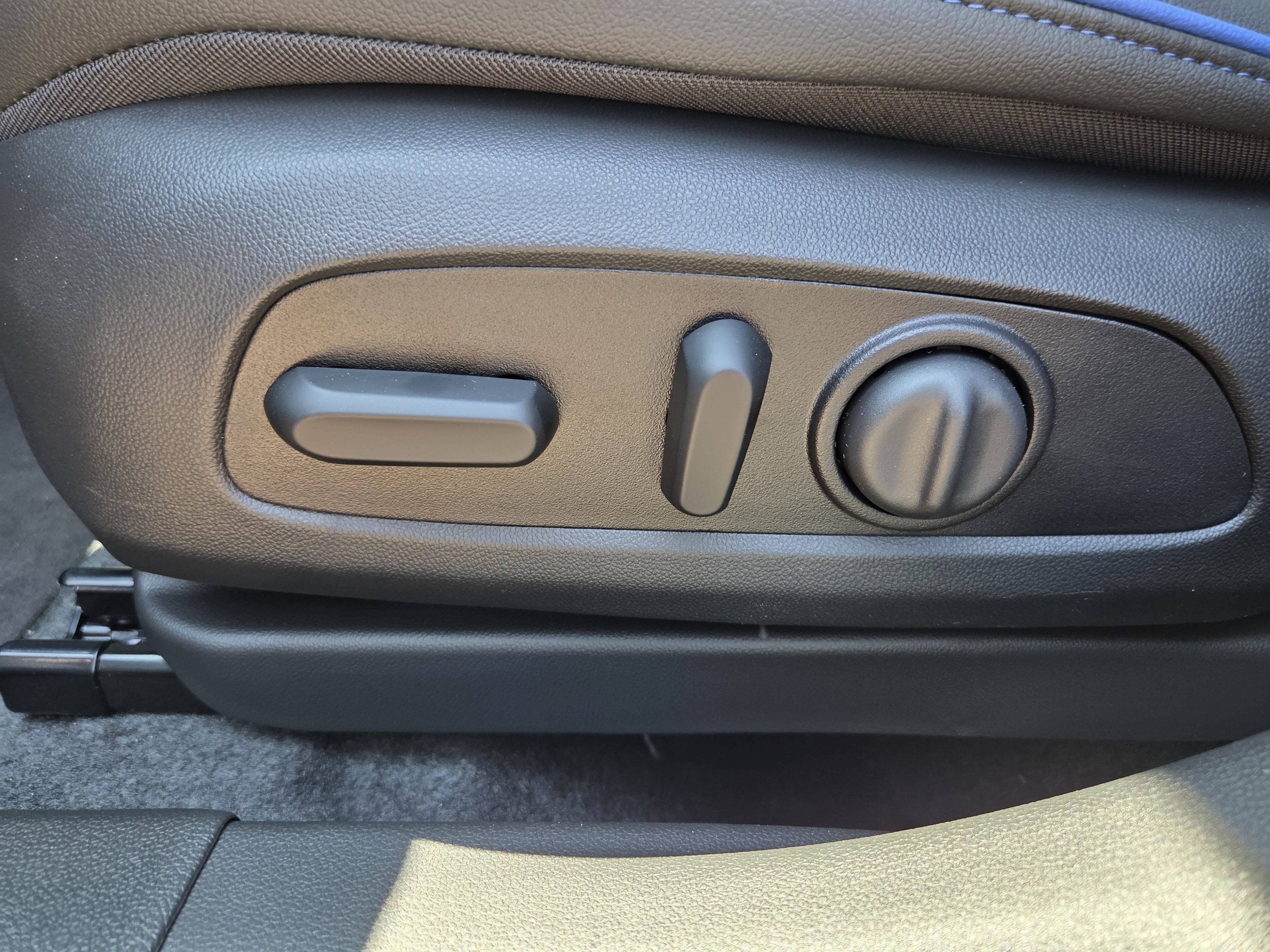 New 2026 Buick Envista Sport Touring w/ Convenience I Package FWD image 21