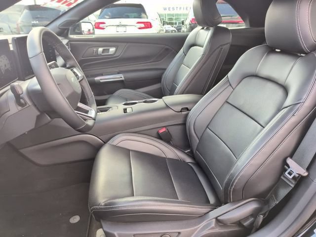 Used 2026 Ford Mustang Premium RWD image 18