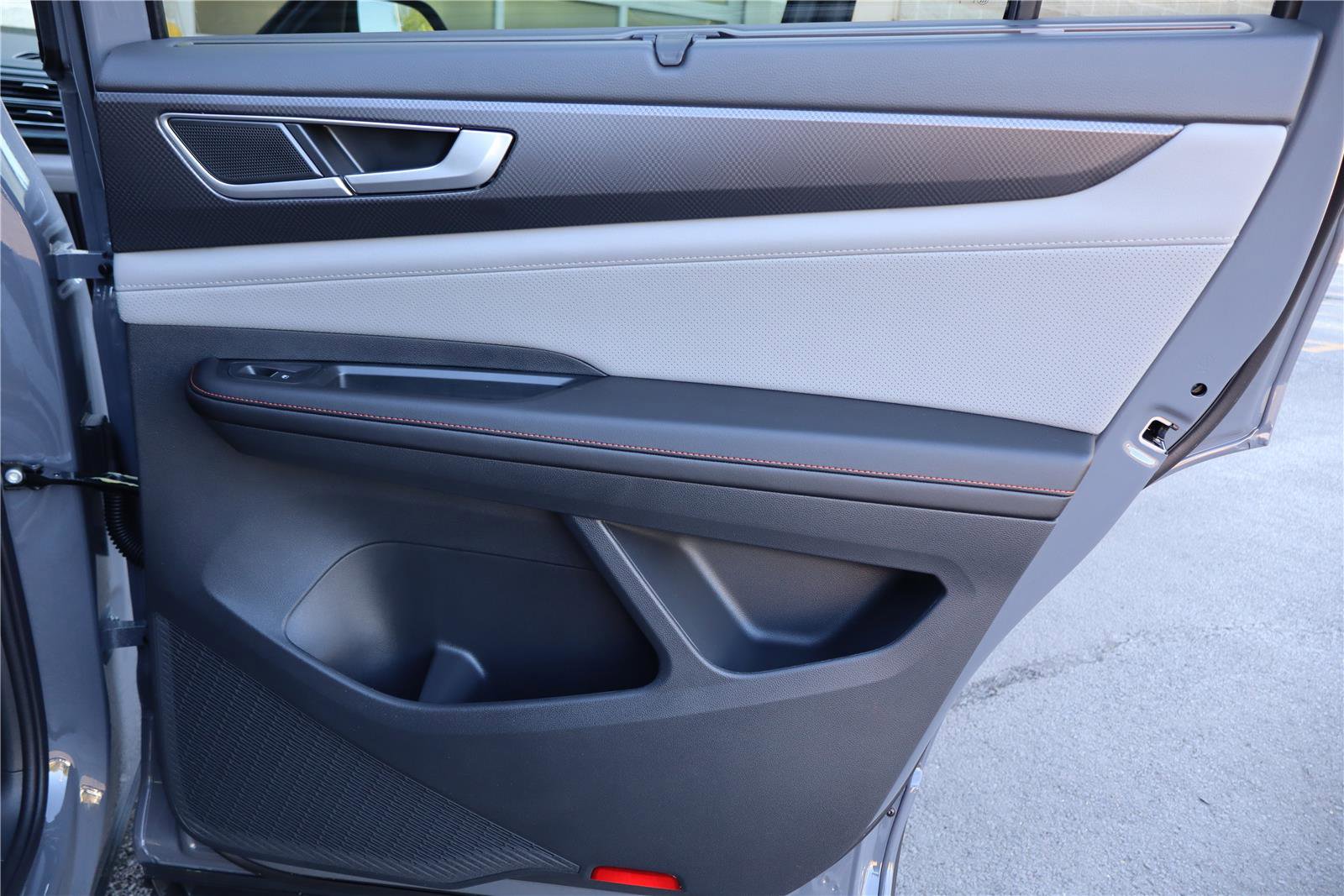 New 2026 Volkswagen Atlas Peak Edition image 27