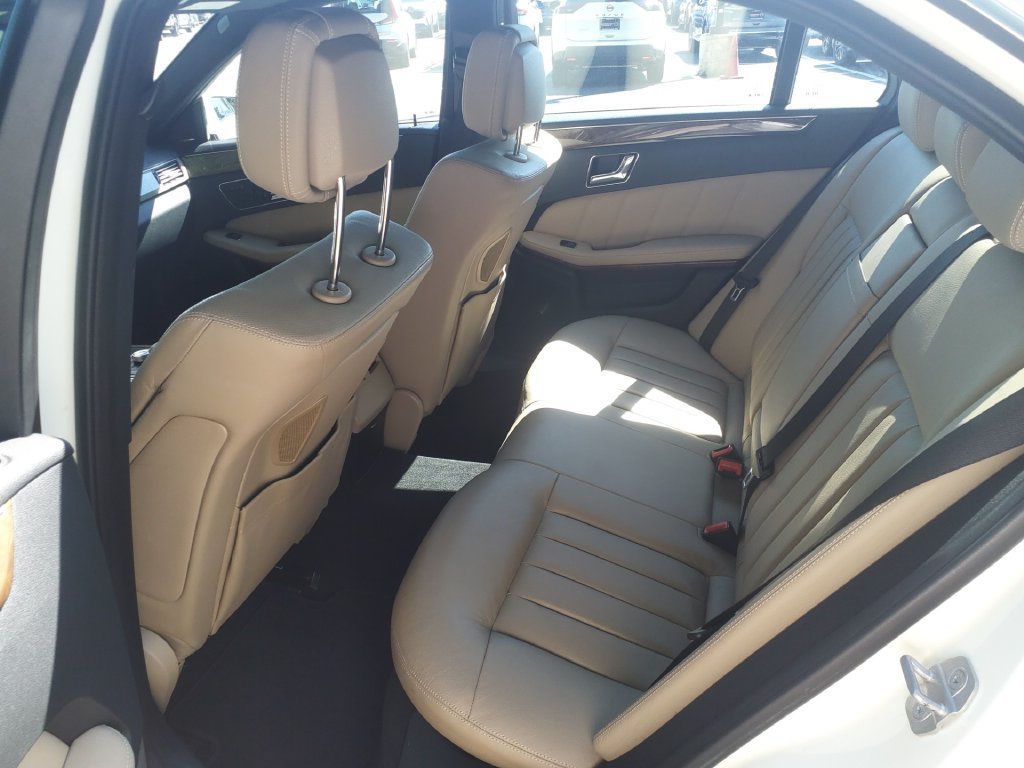 Used 2011 Mercedes-Benz E 550 Sedan image 19