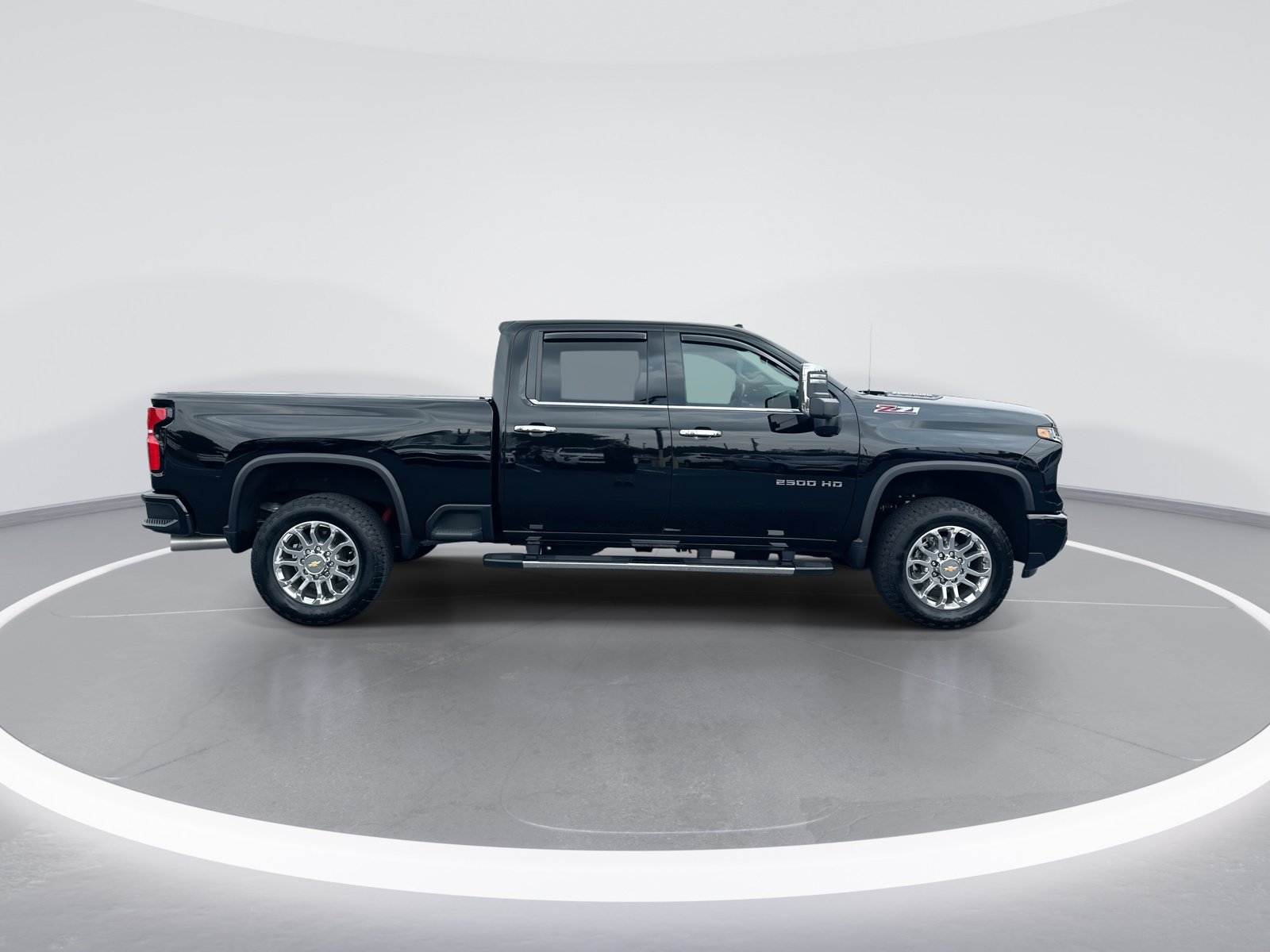 Used 2025 Chevrolet Silverado 2500 LTZ w/ Z71 Chrome Sport Edition AWD/4WD image 10