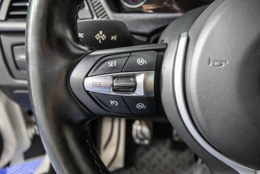 Used 2015 BMW M4 Coupe RWD image 19