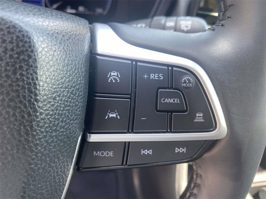 Used 2025 Toyota Grand Highlander FWD image 31
