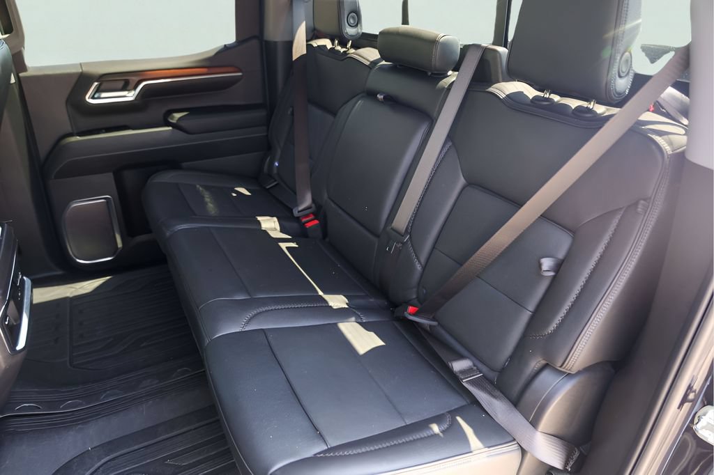 Used 2024 GMC Sierra 1500 Denali w/ Technology Package RWD image 27