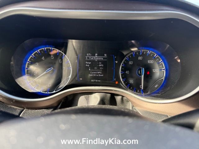 Used 2019 Chrysler Pacifica Touring Plus w/ Tire & Wheel Group image 8