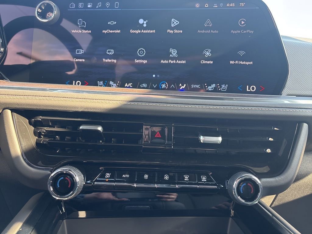 New 2026 Chevrolet Suburban Premier image 22