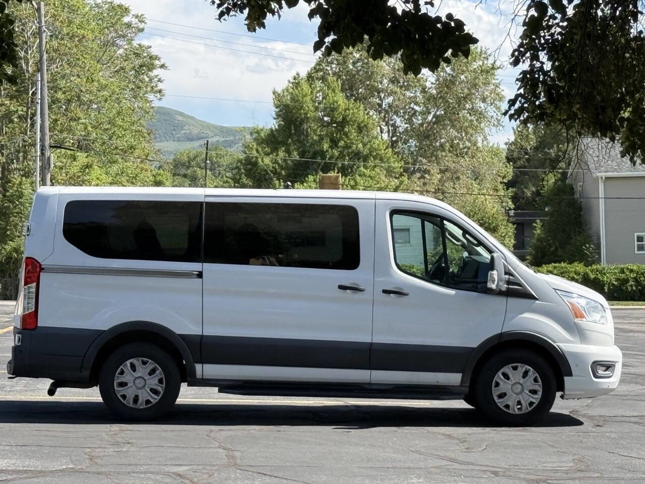 Used 2020 Ford Transit 150 XLT RWD image 4