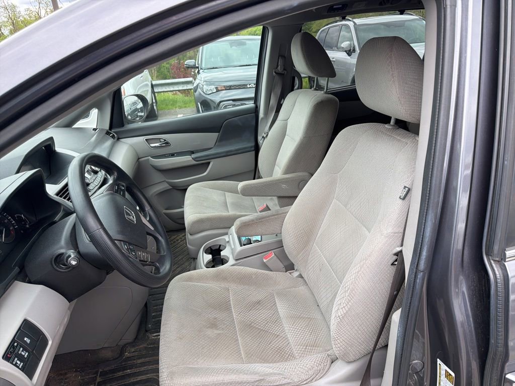 Used 2016 Honda Odyssey SE image 14
