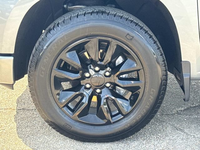 Used 2025 Chevrolet Silverado 1500 Custom RWD image 5