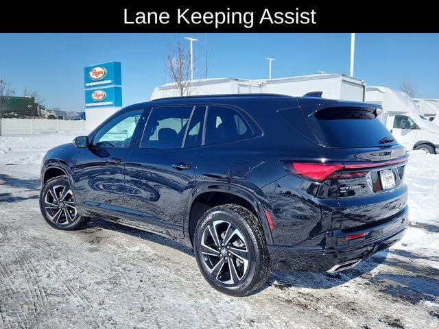 Used 2025 Buick Enclave Sport Touring image 5