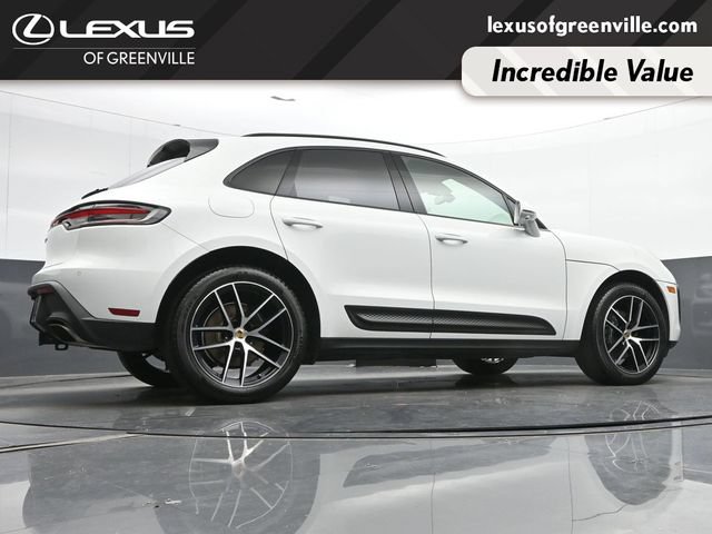 Used 2023 Porsche Macan Turbo AWD/4WD image 34