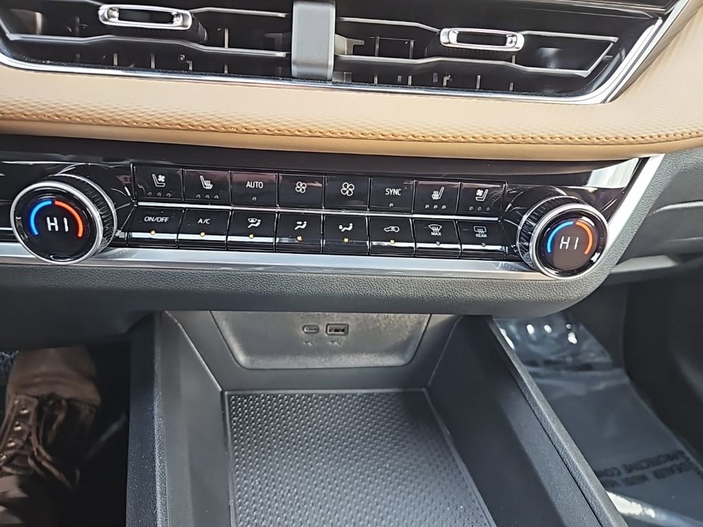 Certified 2026 Chevrolet Equinox ACTIV w/ Convenience Package III image 20