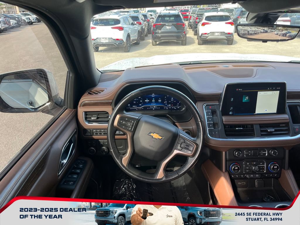 Used 2022 Chevrolet Suburban High Country image 14
