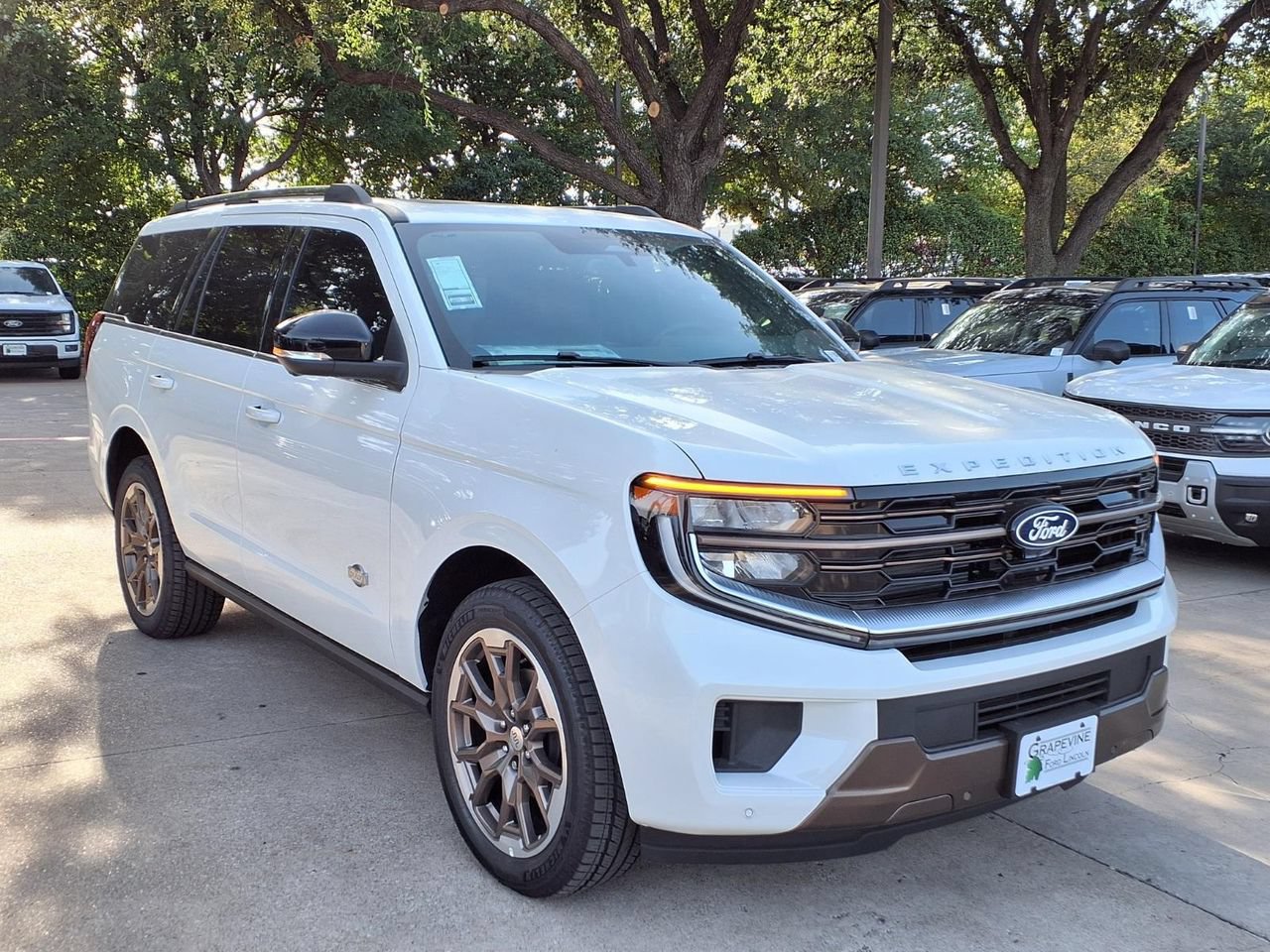 New 2027 Ford Expedition King Ranch RWD image 3