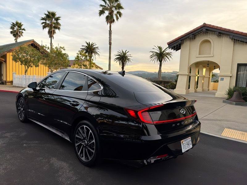 Used 2021 Hyundai Sonata Limited w/ Preferred Accessory Package FWD image 10