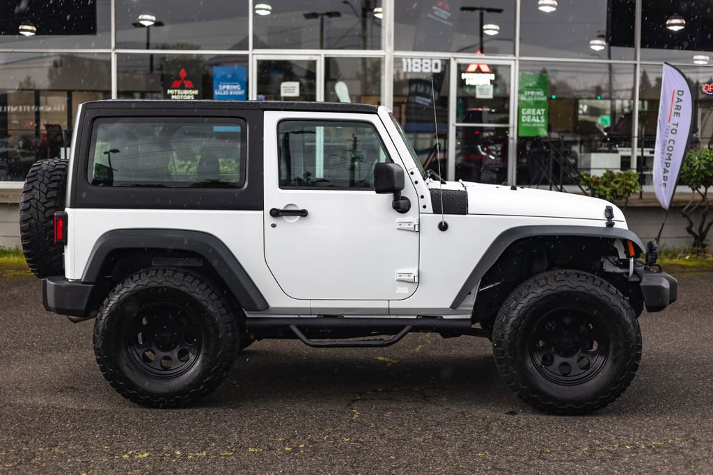 Used 2015 Jeep Wrangler Sport AWD/4WD image 9