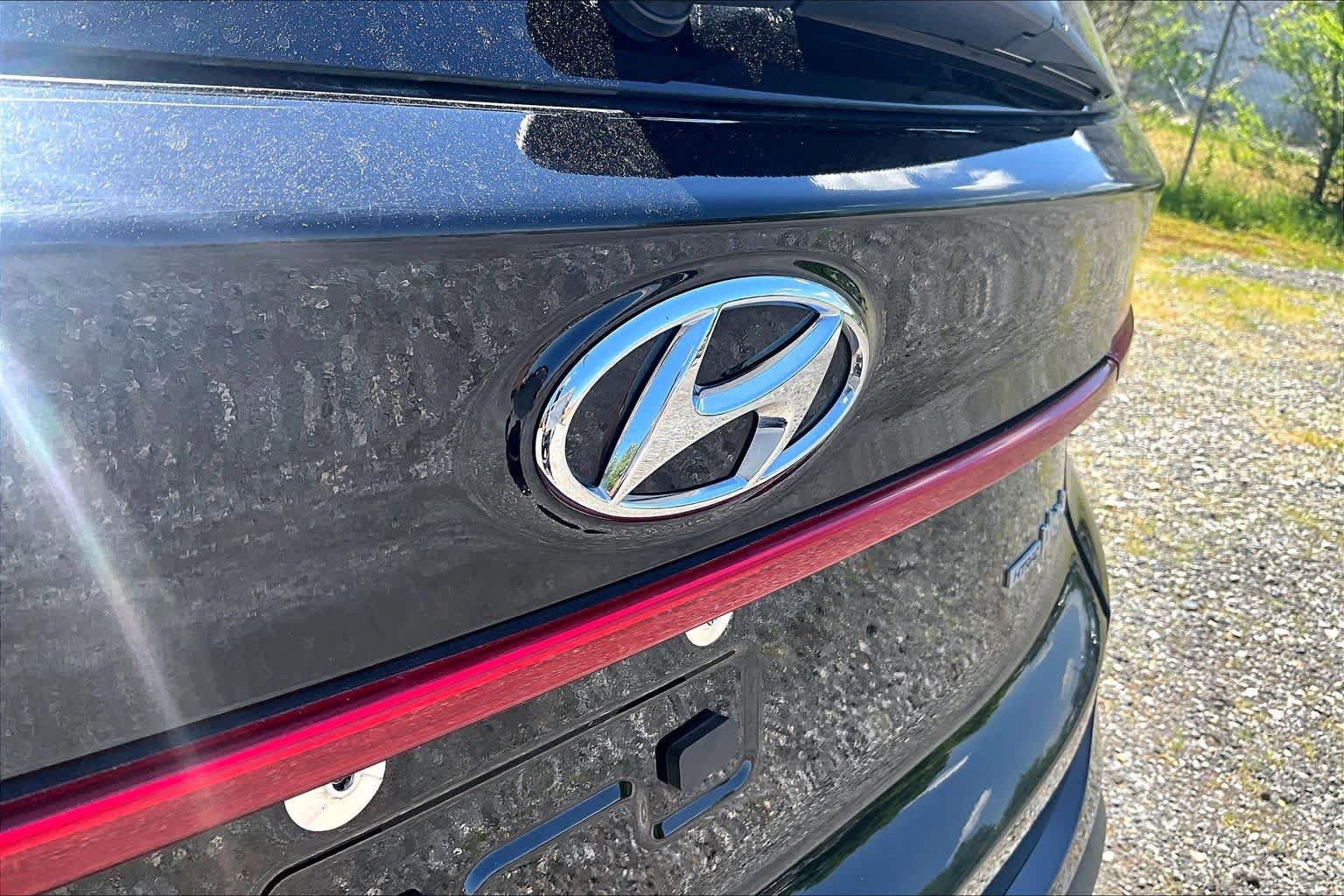 Used 2023 Hyundai Santa Fe Limited AWD/4WD image 31
