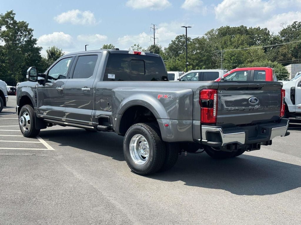 New 2026 Ford F350 4x4 Crew Cab DRW Super Duty image 5