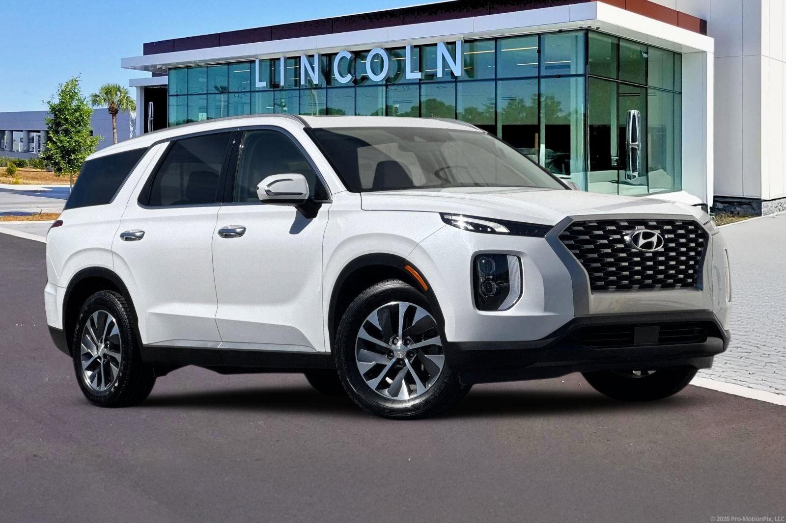 Used 2021 Hyundai Palisade SEL FWD image 2