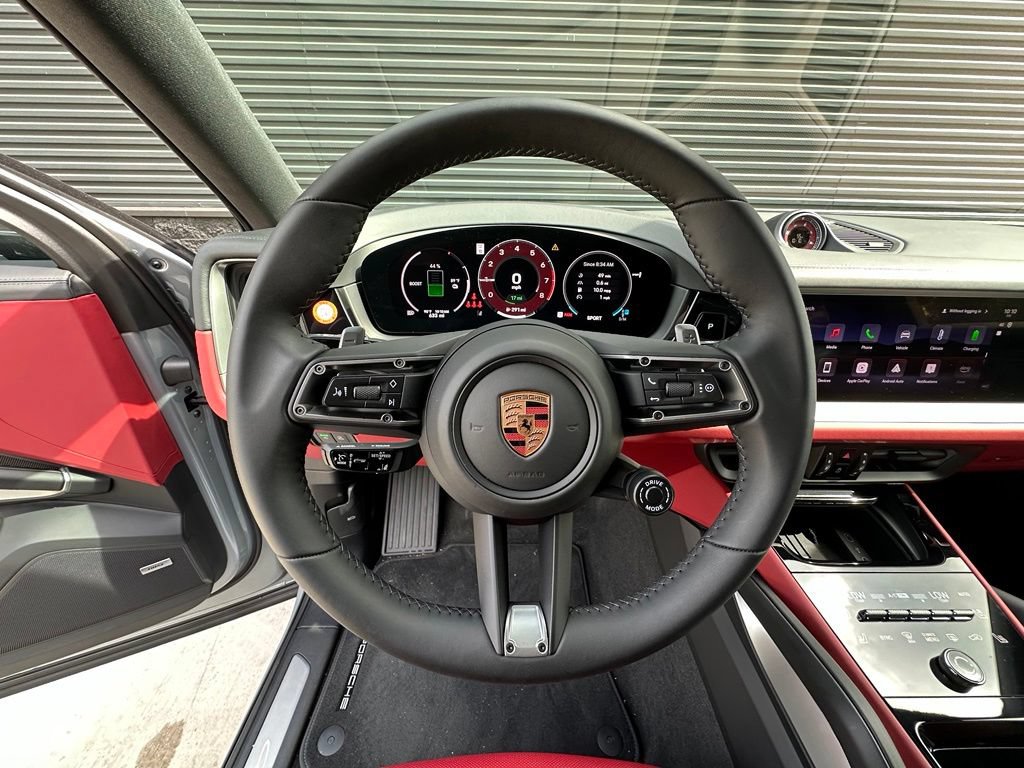 Certified 2026 Porsche Cayenne E-Hybrid Coupe AWD/4WD image 24