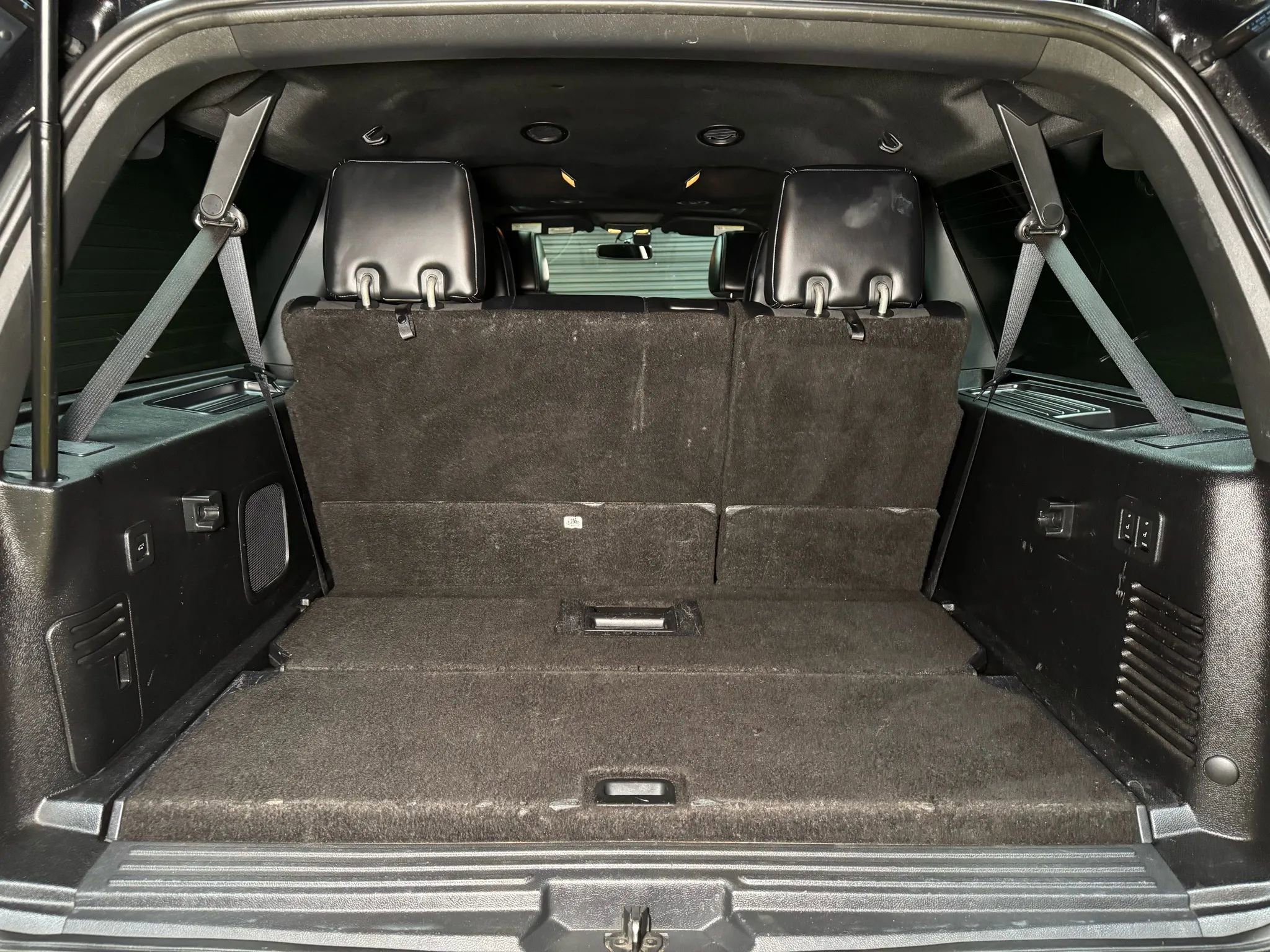 Used 2015 Ford Expedition EL Platinum image 16