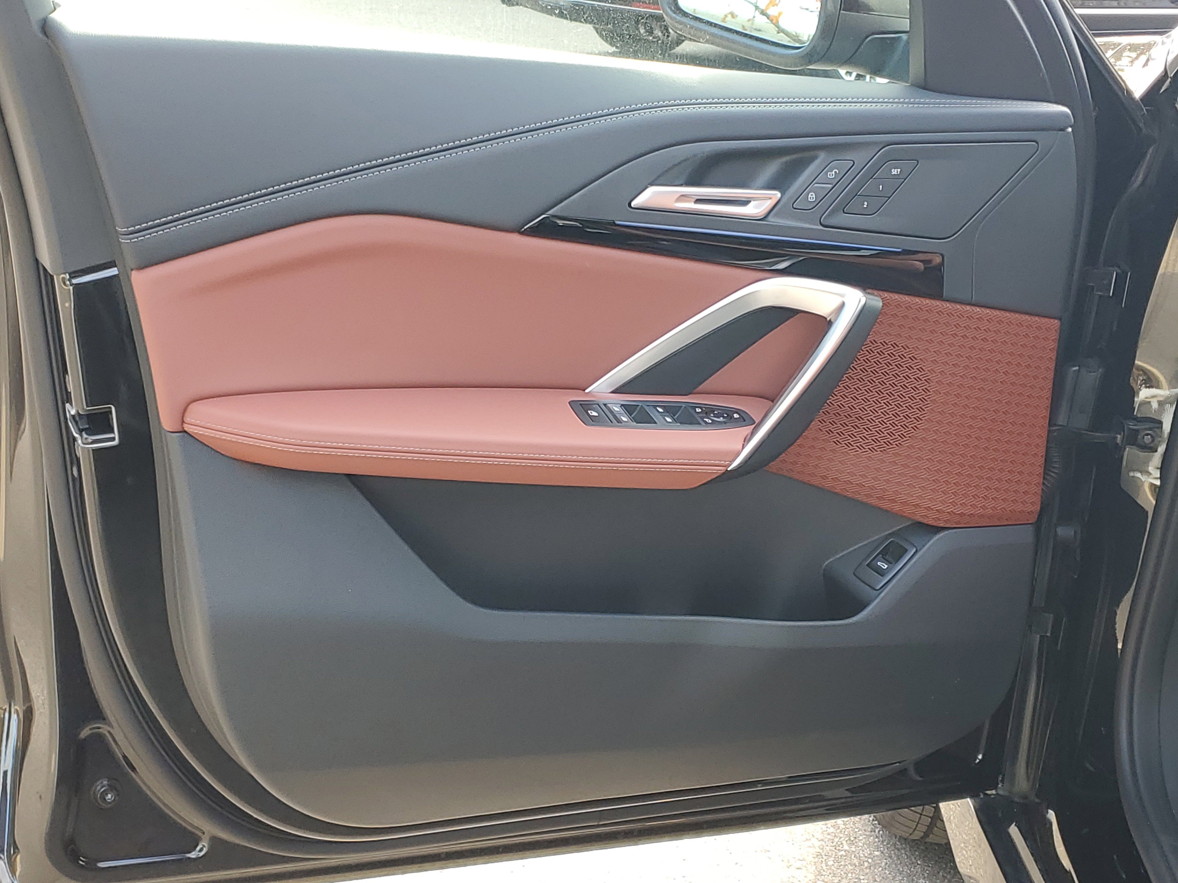 New 2026 BMW X1 xDrive28i w/ Technology Package image 5