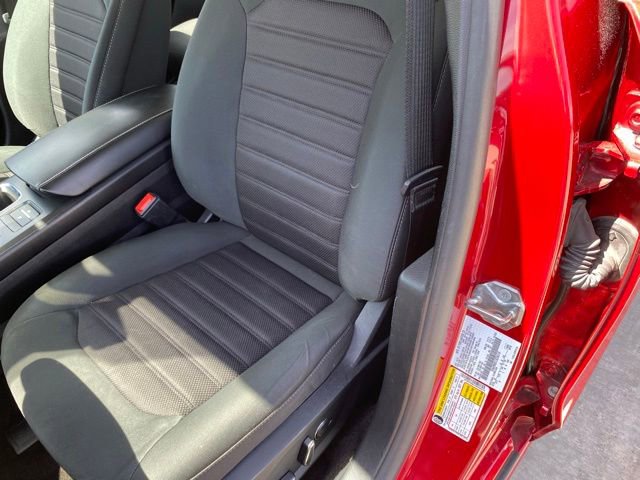 Used 2020 Ford Fusion SE FWD image 16