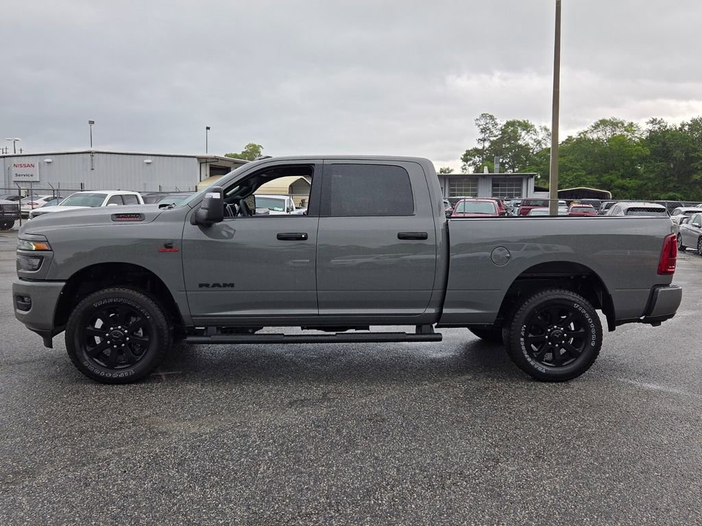 Used 2026 RAM 3500 Big Horn AWD/4WD image 2