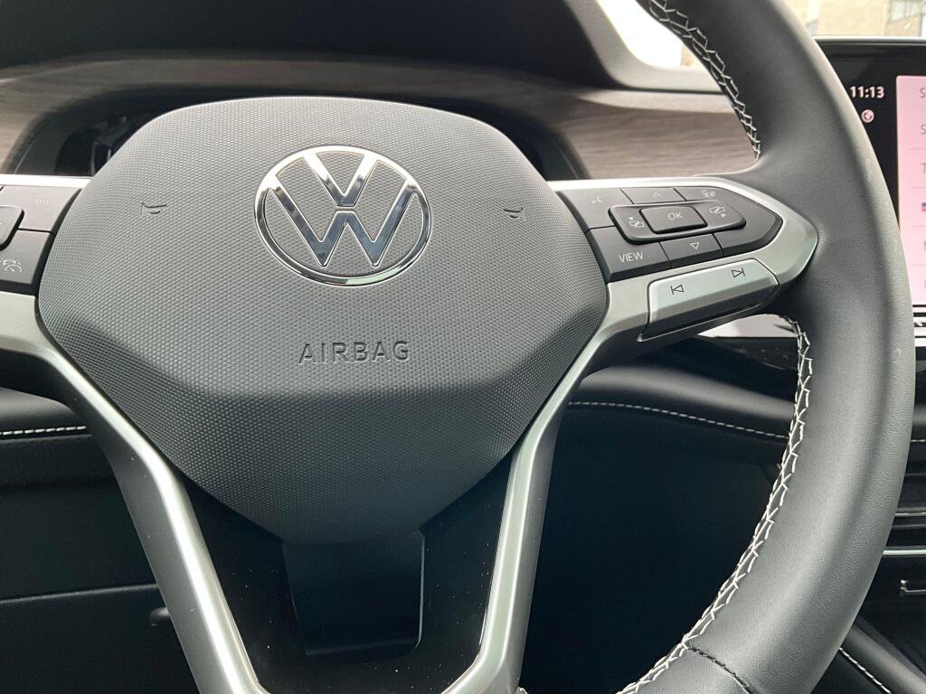 New 2026 Volkswagen Atlas SEL image 25