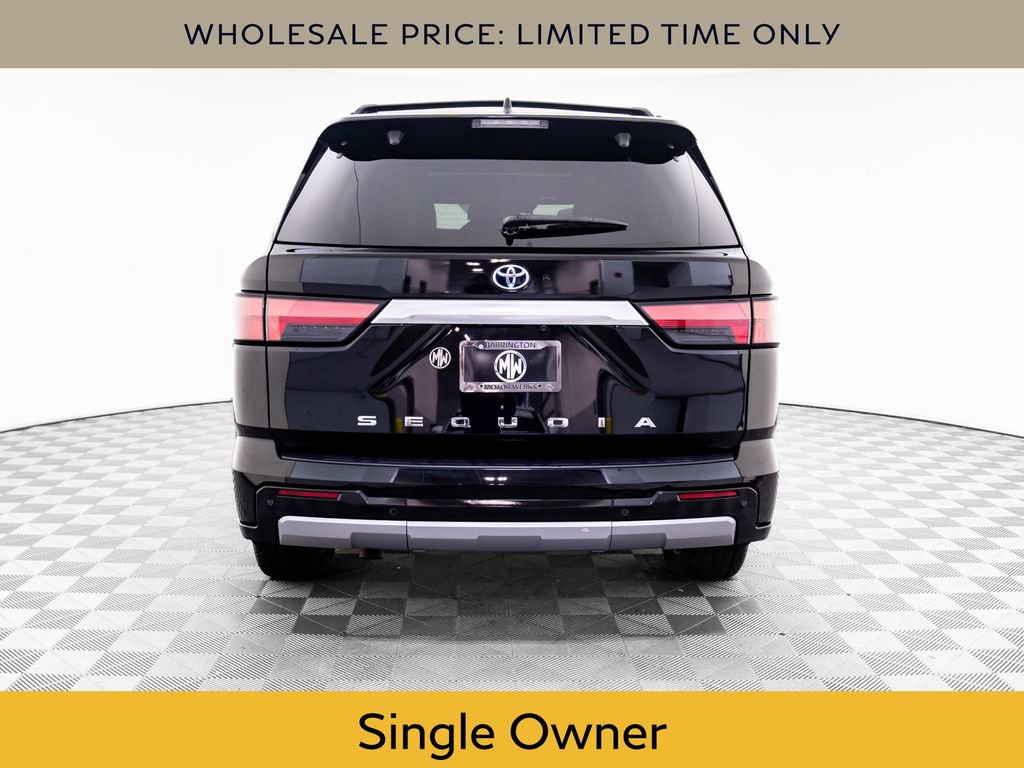 Used 2024 Toyota Sequoia Capstone image 4